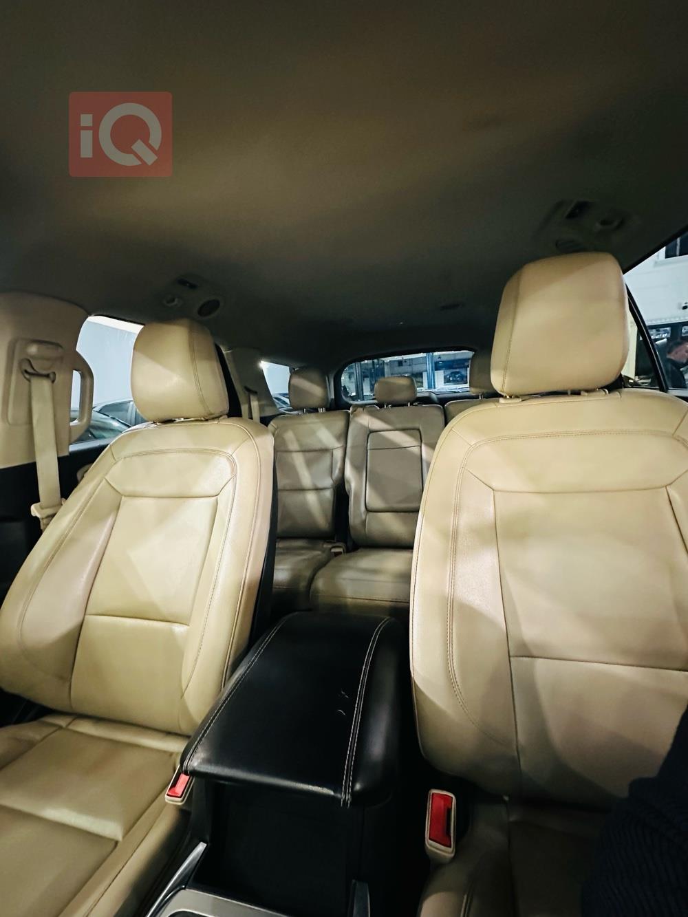 فورد إكسبلورر